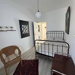 Cottage-saint Laurent Sur Sevre * Сен-Лоран-сюр-Севр