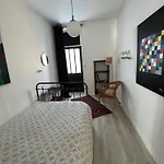 Cottage-saint Laurent Sur Sevre Сен-Лоран-сюр-Севр