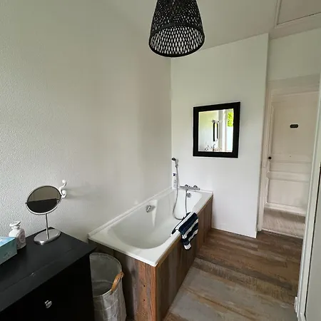 Holiday home Cottage-saint Laurent Sur Sevre Saint-Laurent-sur-Sevre