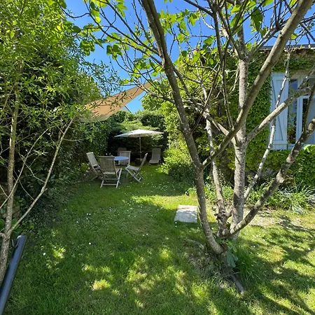 Holiday home Cottage-saint Laurent Sur Sevre *
