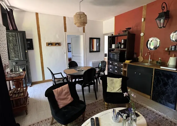 Cottage-saint Laurent Sur Sevre 度假居 *