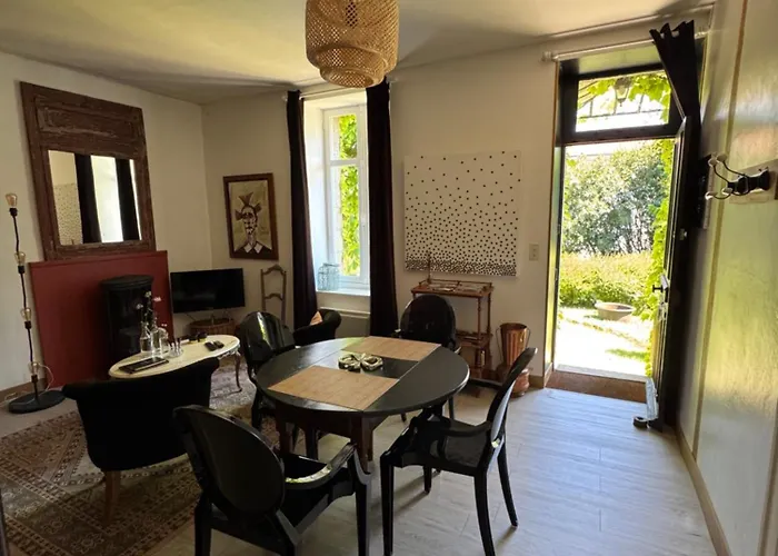 度假居 Cottage-saint Laurent Sur Sevre 塞夫勒河畔圣洛朗