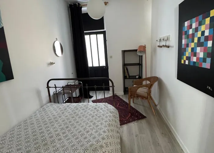 Cottage-saint Laurent Sur Sevre 塞夫勒河畔圣洛朗